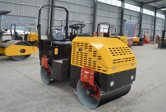 Full hydraulic Double steel road roller shipped to Australia